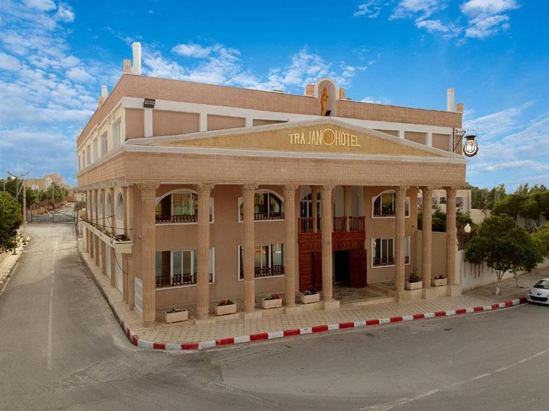 Trajan Hotel Timgad Экстерьер фото
