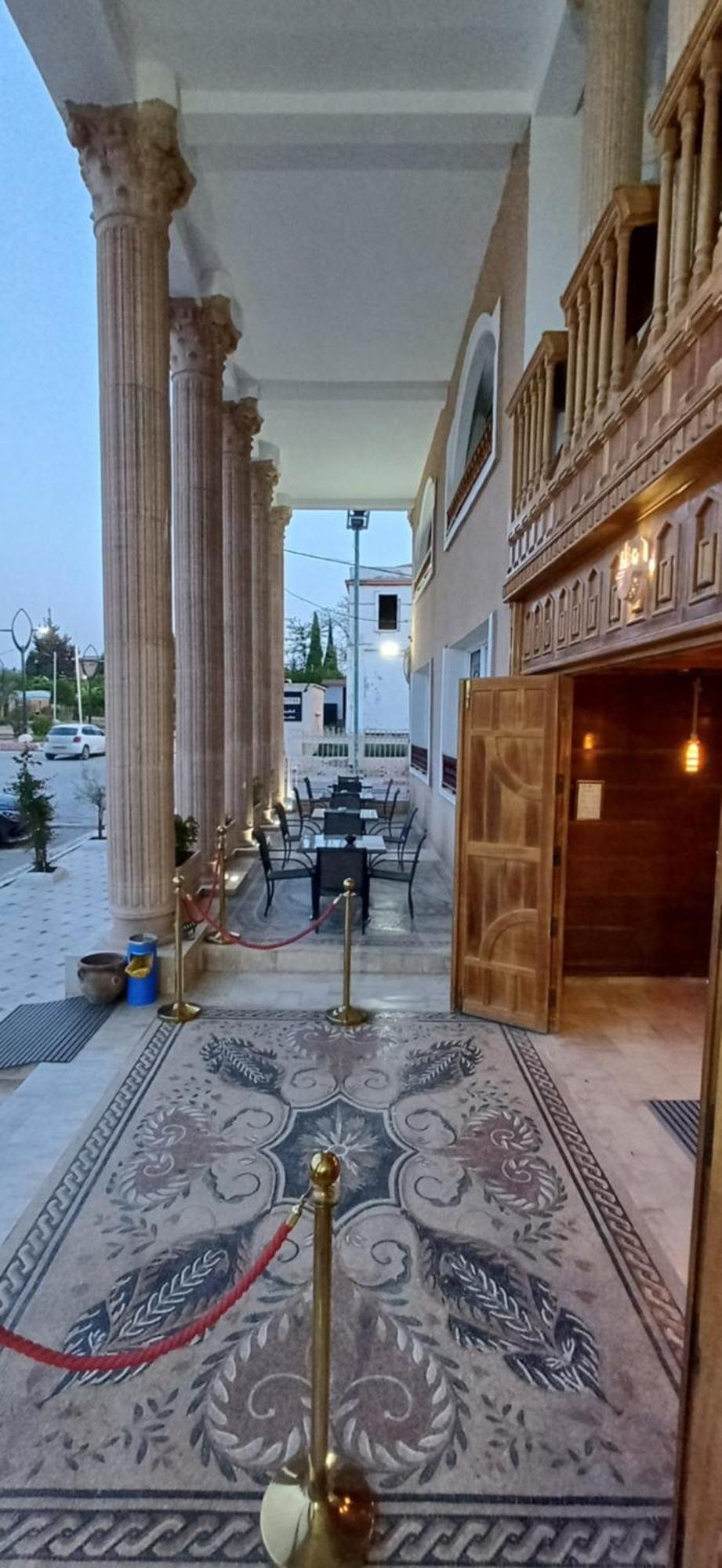 Trajan Hotel Timgad Экстерьер фото