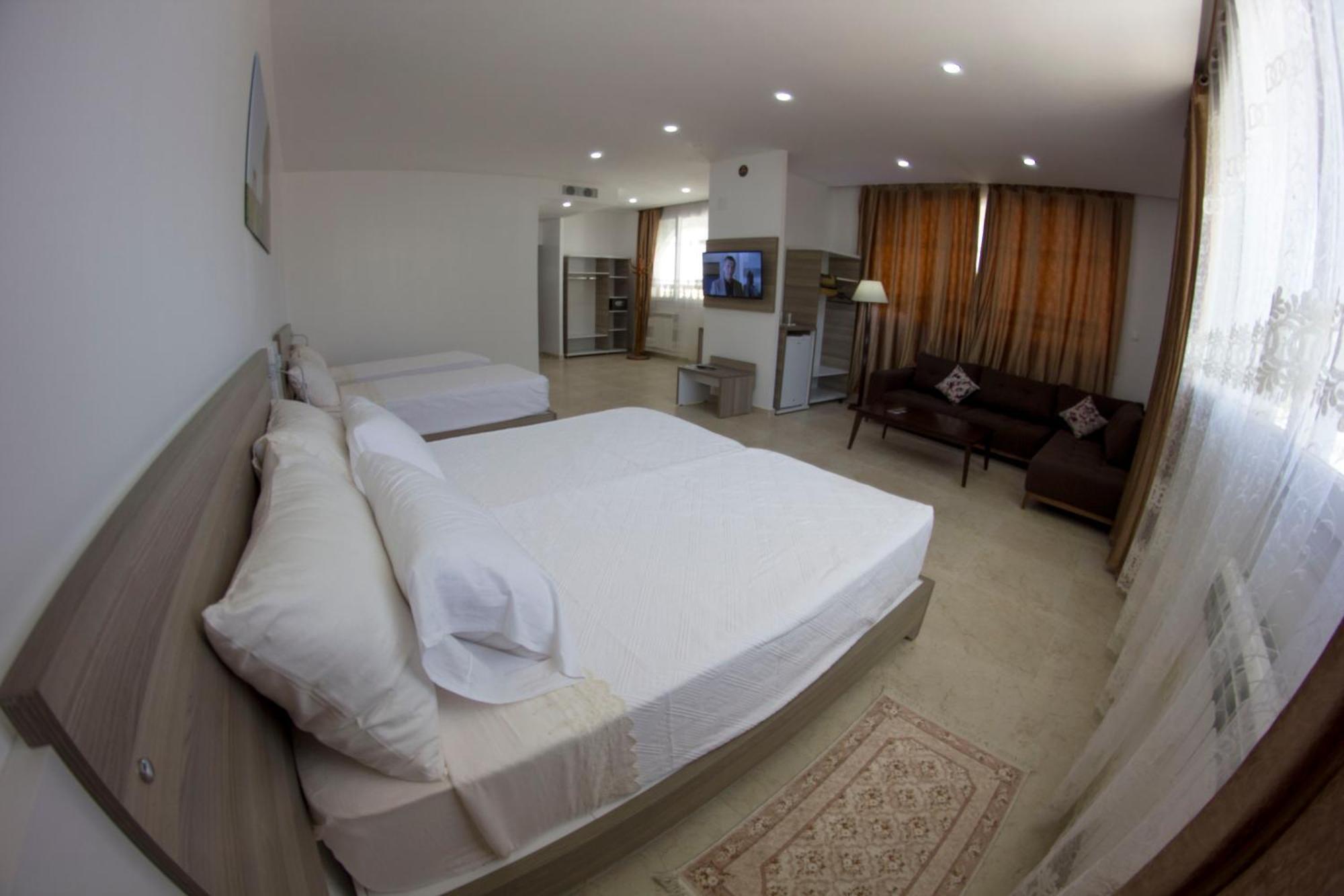 Trajan Hotel Timgad Экстерьер фото